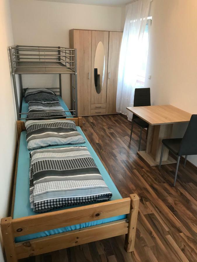 Monteurzimmer Sankt Augustin Exteriör bild